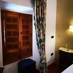 Boutique La Llave De La Juderia 3*