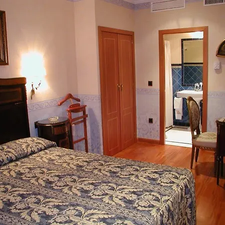 La Llave De La Juderia Boutique 3*