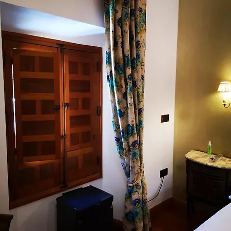 Hotel Boutique La Llave De La Juderia 3*